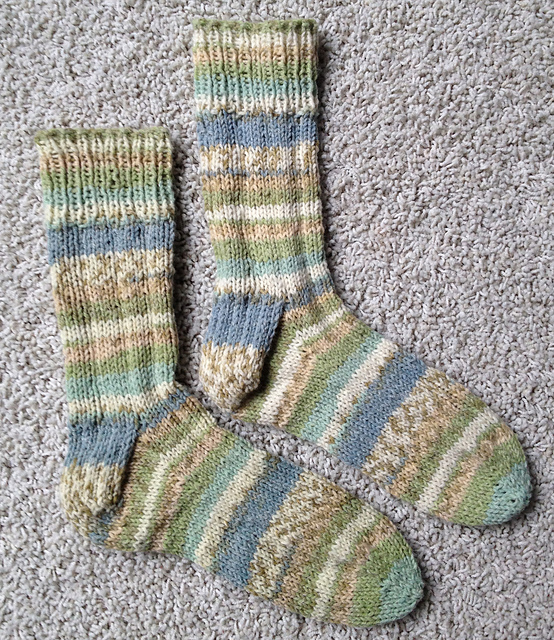 Ravelry: DK Ribbed Socks pattern by Christina Toppen