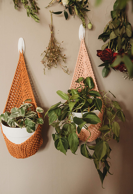Ravelry: Plant Lover's Essential Wall Plant Hanger pattern by Christine  Marie Kasprzak