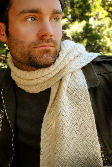 herringbone pattern knit scarf