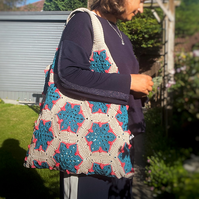 Star Flower Tote Bag