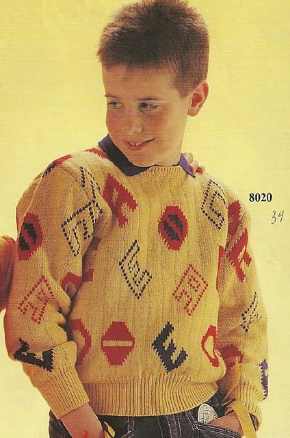 8020 - Pull-over avec lettres