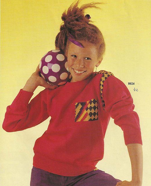 8024 - Pull-over enfant avec motif