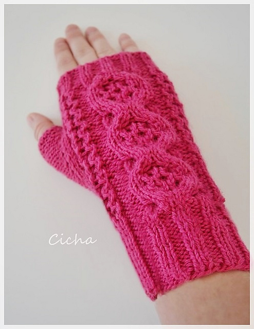 Billie Fingerless Mitts