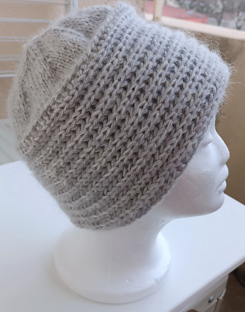 Brioche hat (sideways)