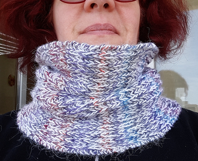 Simple brioche cowl, sideways