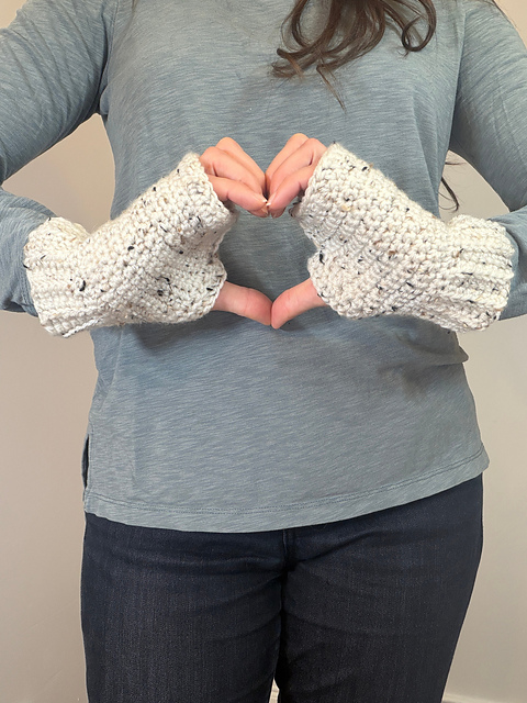 Simple Steps Fingerless Mitts