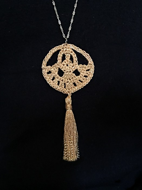 Moeda Pendant