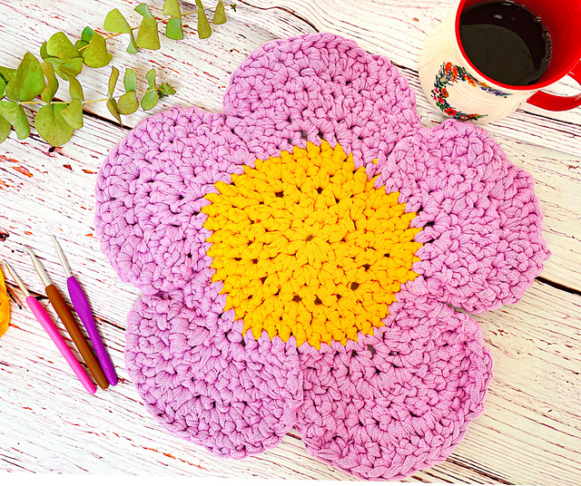 Flower Trivet Potholder