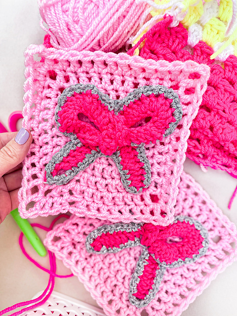 Bows inspired by Barbie