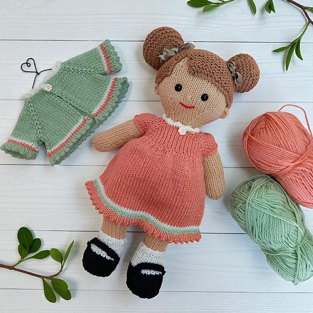 Lilly and May Springtime Clothes