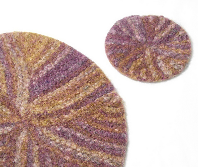 Pinwheel Felt Mat
