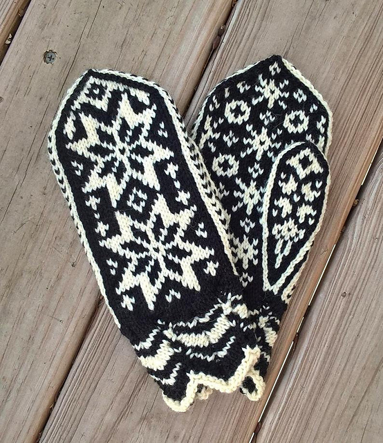 Claire's Norwegian snowflake mittens