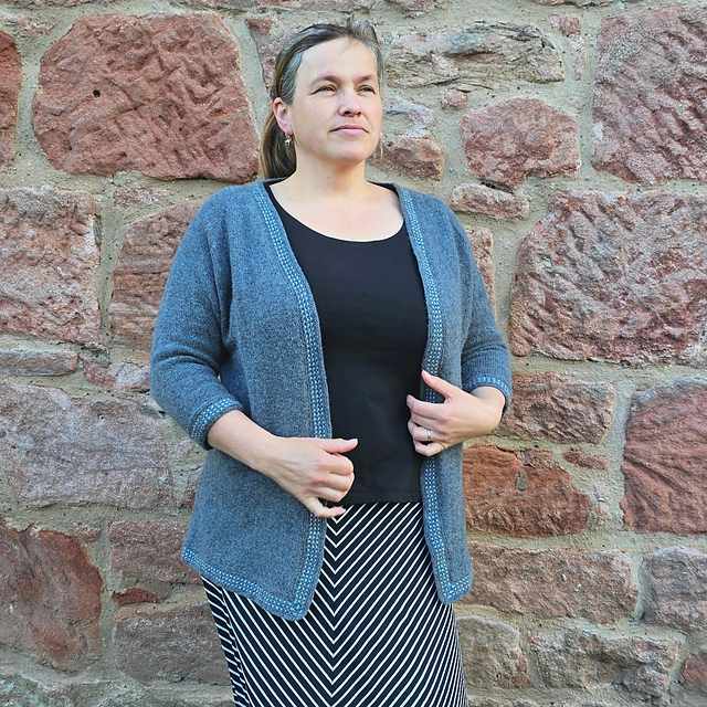Clacks Cardi