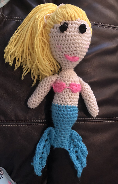 Mermaid doll 2 fin styles