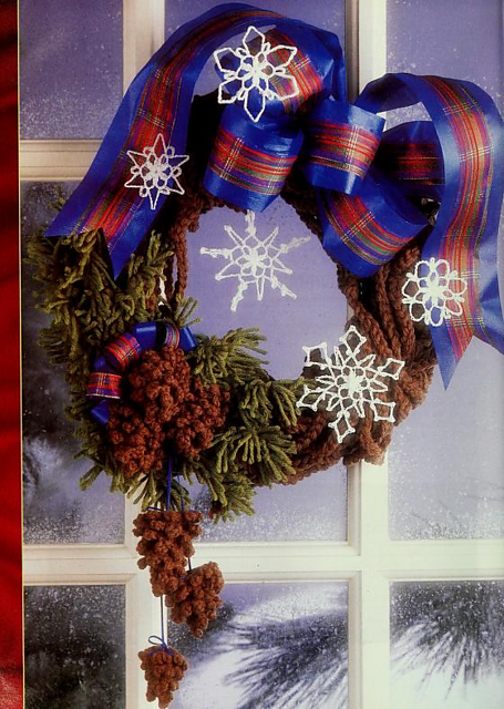 Pinecone & Snowflake Wreath