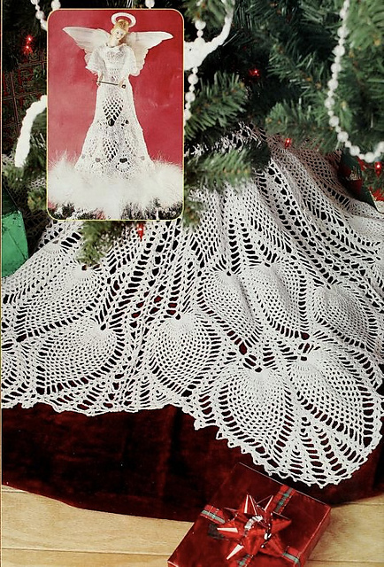 Pineapple Tree Skirt & Topper: Tree Skirt