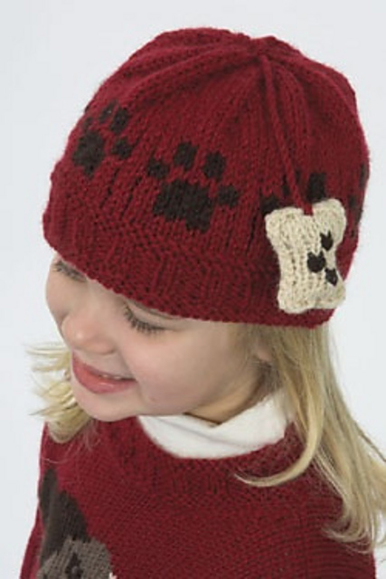 F143 Encore Worsted Doggie Hat