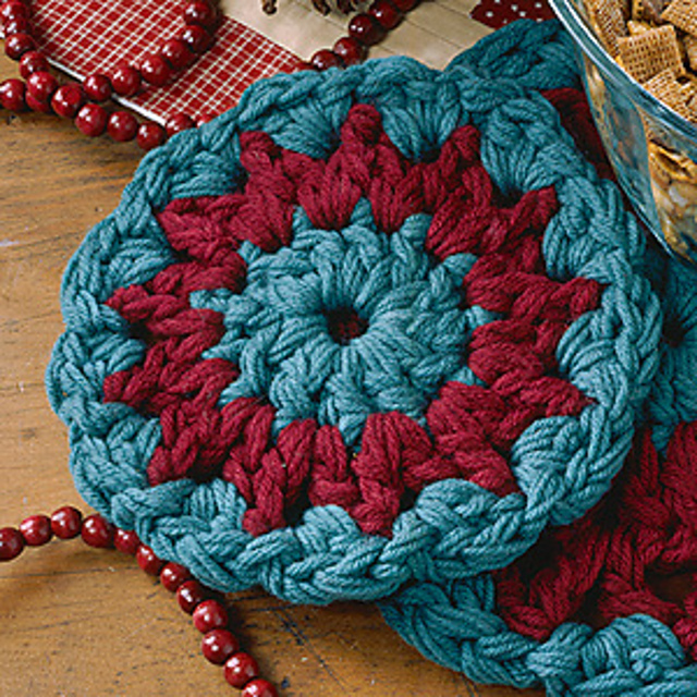 Yuletide Trivets