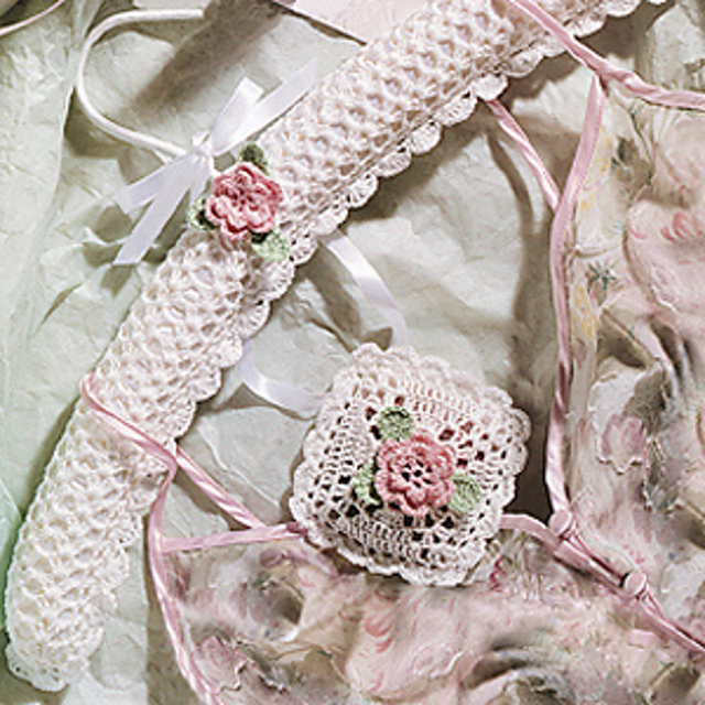 Feminine Fancies: Hanger