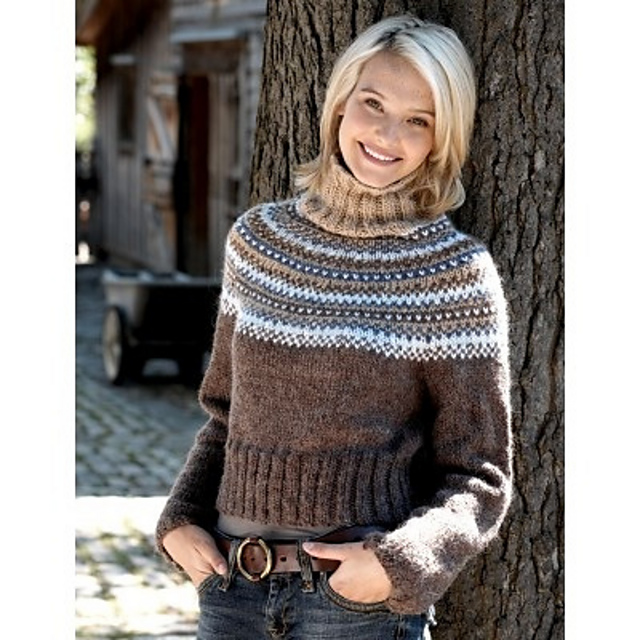 Yoke Pullover