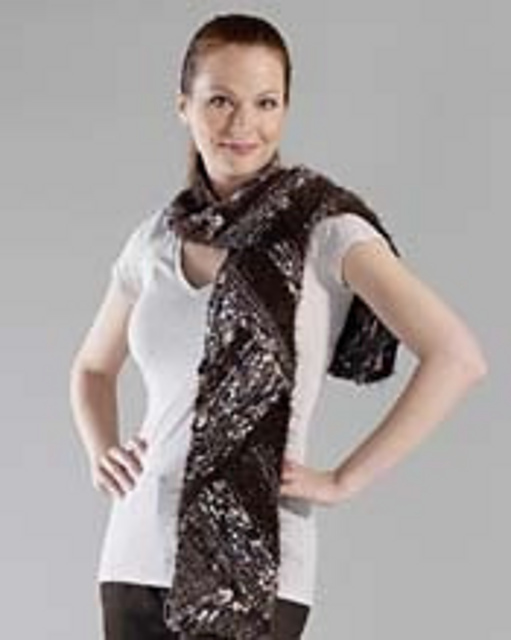 4301H Rendezvous Diagonal Mitered Garter Scarf