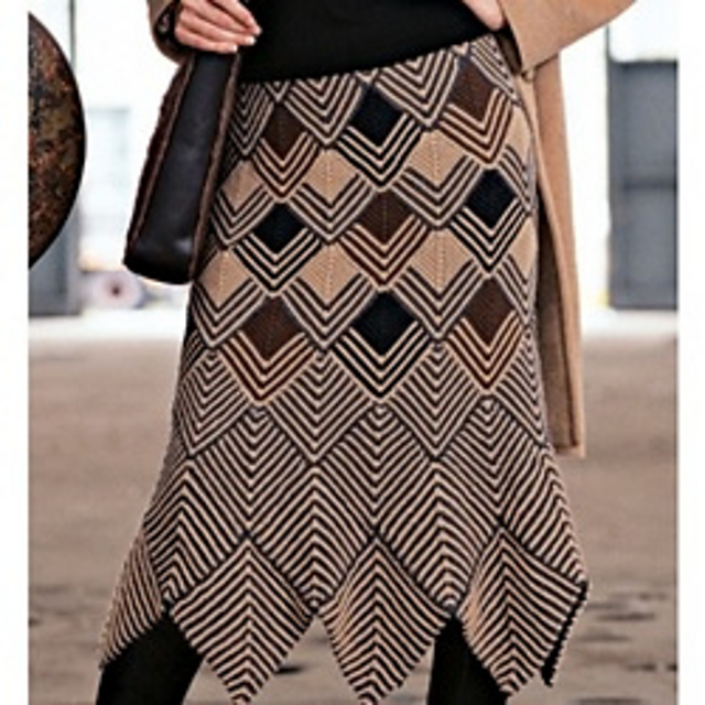 #21 Swirl Miter Skirt