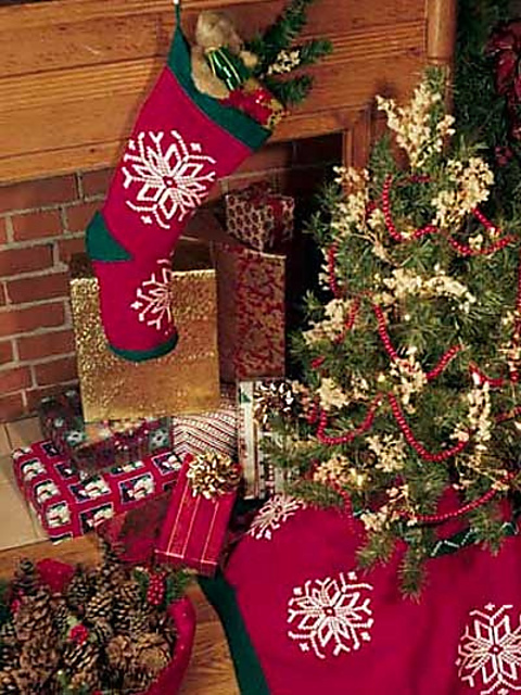 Snowflake Tree Skirt
