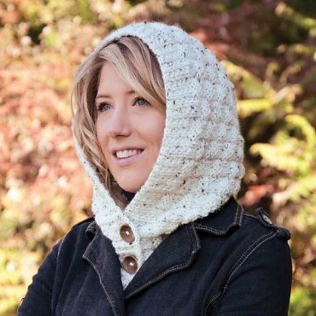 Hooded Tweed Collar