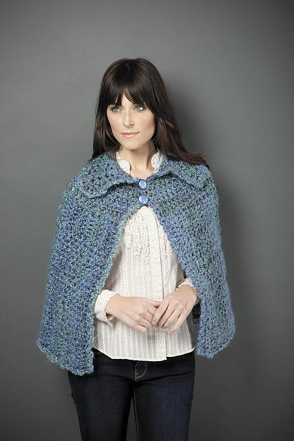 Collared Capelet