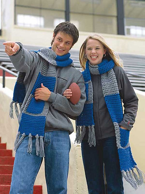 Pocket Scarf to Knit or Crochet (Knit Version)