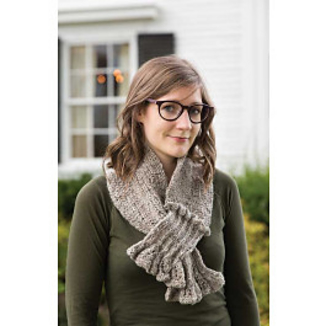 Bella Keyhole Scarf