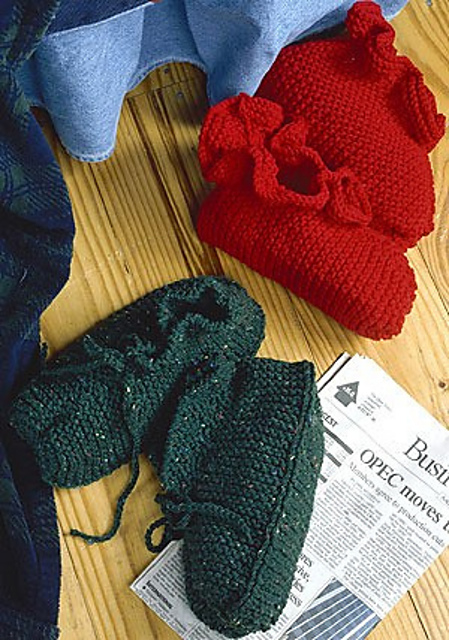 Ruffled Top Slippers