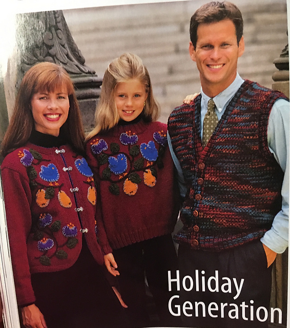 Holiday Generation Pullover