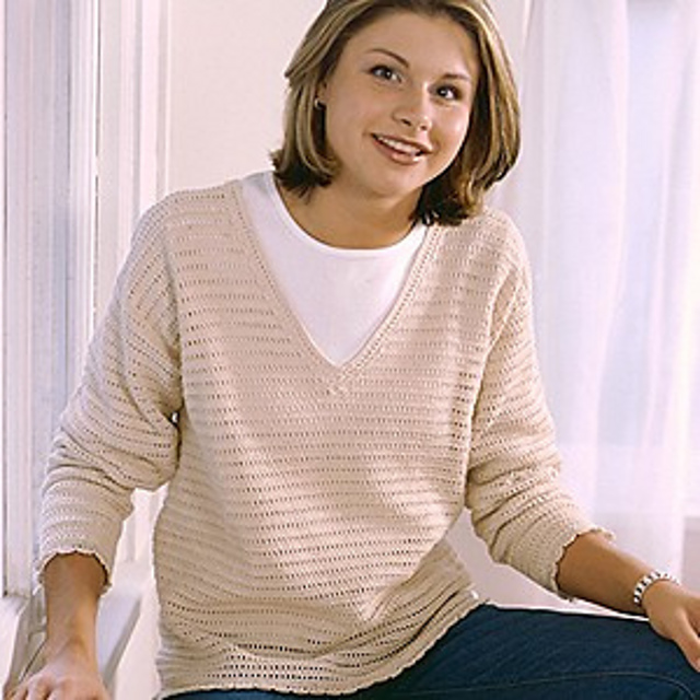 V-Neck Pullover