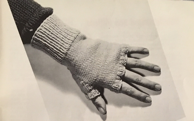 Man’s Half or Whole Mitten B-496