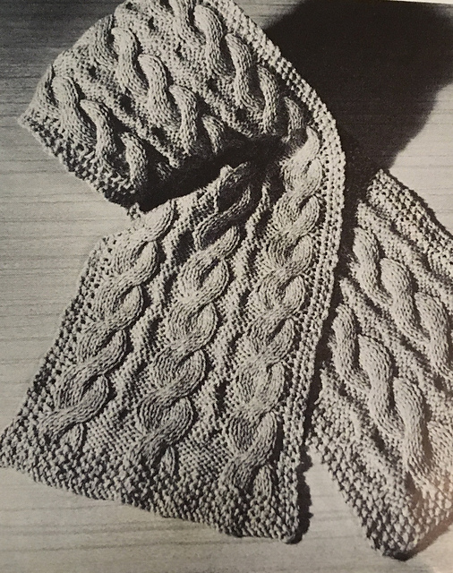 Cable Scarf B-500