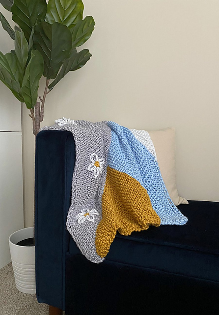 Summer Daisy Blankie
