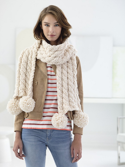 Easy Cabled Scarf