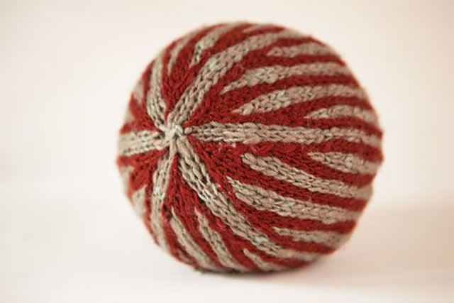 Nordic Striped Ball