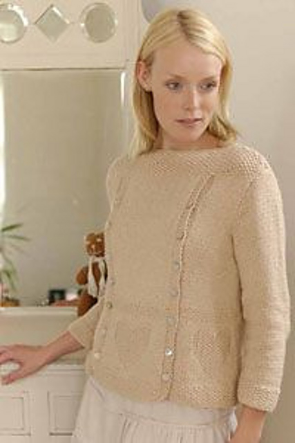 Queen of Hearts Nursing Sweater