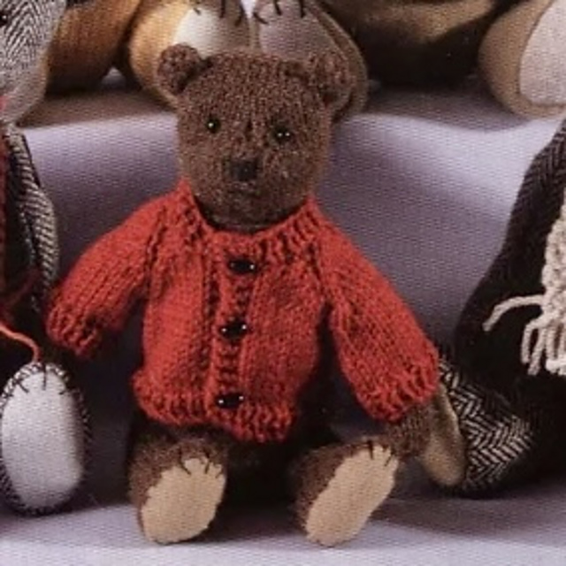 A Little Bear Hug: Baby Bear