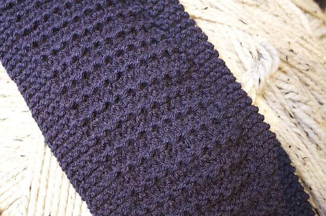 Claire's Granite Relief Stitch Scarf