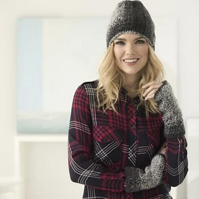 1 Ball Hat and Wrist Warmers