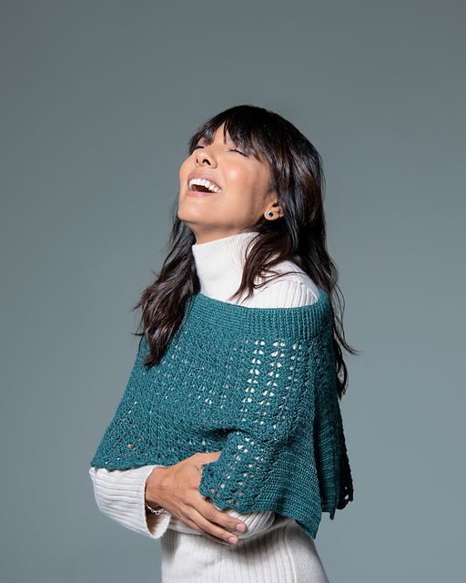 Seashell Capelet