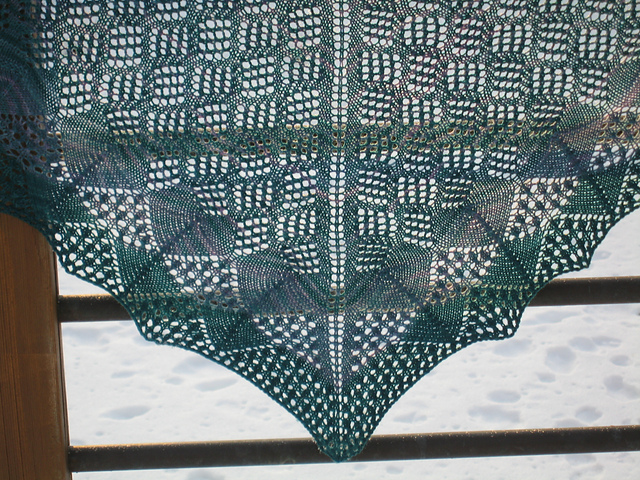 Through The Looking Glass, Shawl