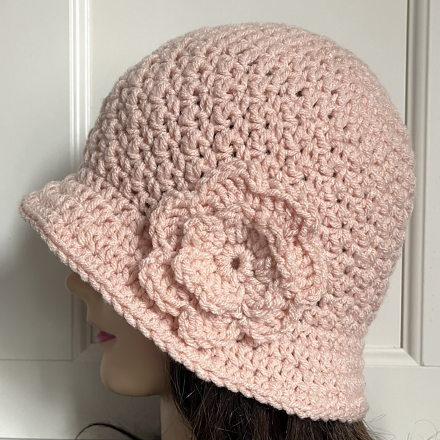 Seed Stitch Cloche Hat