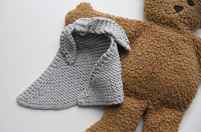 Minne Lovey Blanket