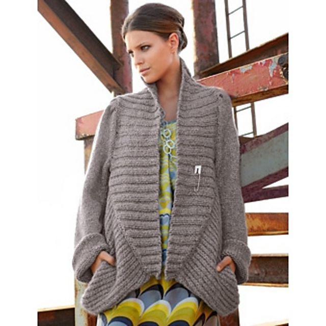 108 - Maxi veste col châle