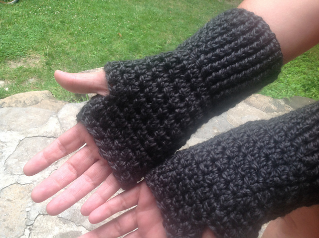 Cluster Beanie & Fingerless Mittens Set