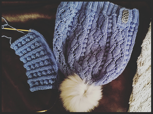 Princess Ashlyn Hat and Mitt Set
